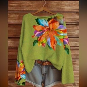 Beautiful floral women’s top size L